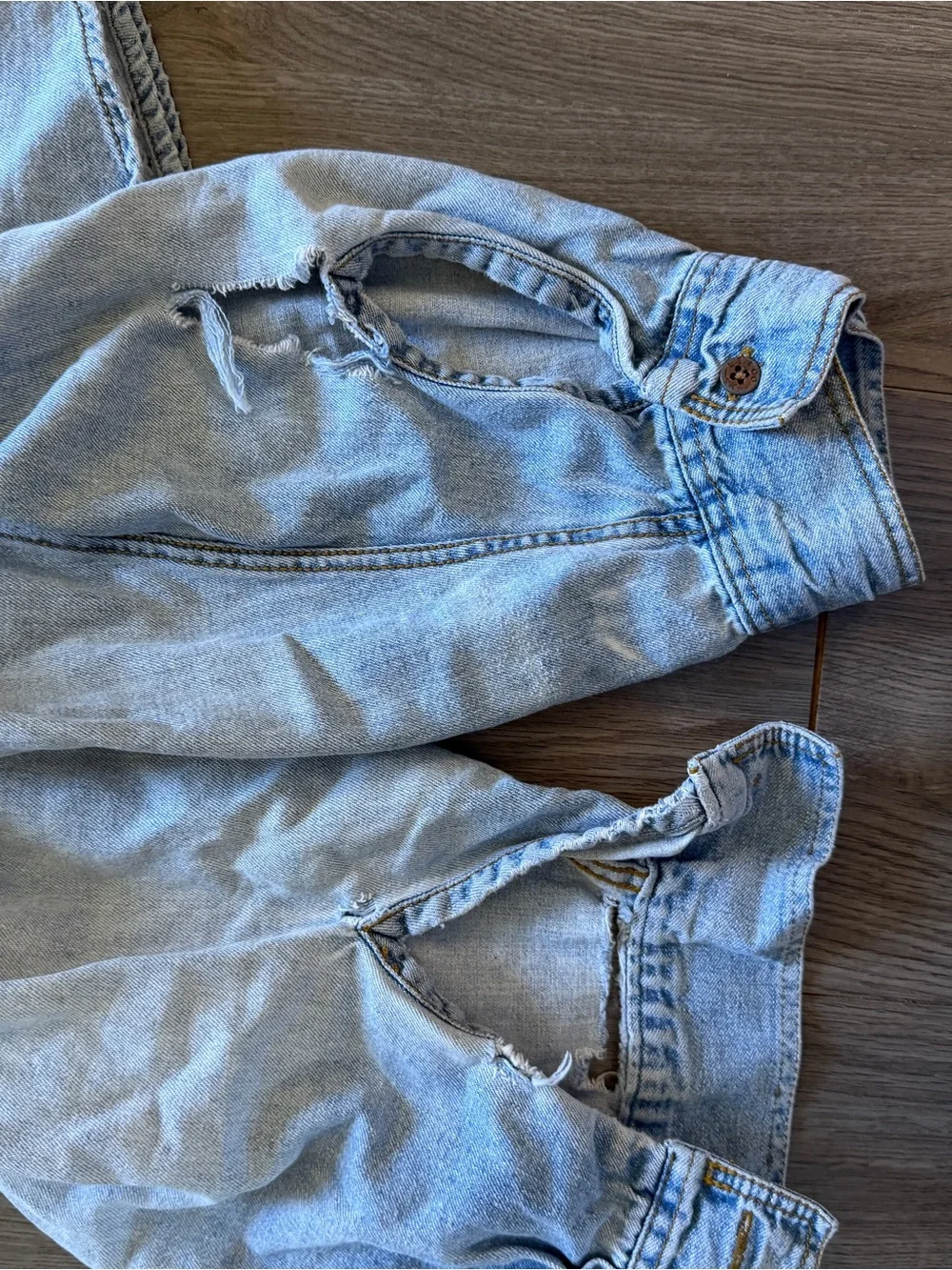 Men's Light Blue Denim Button-Up Shirt - Classic Casual - Picture 9 of 10